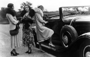 fashion 1920s car